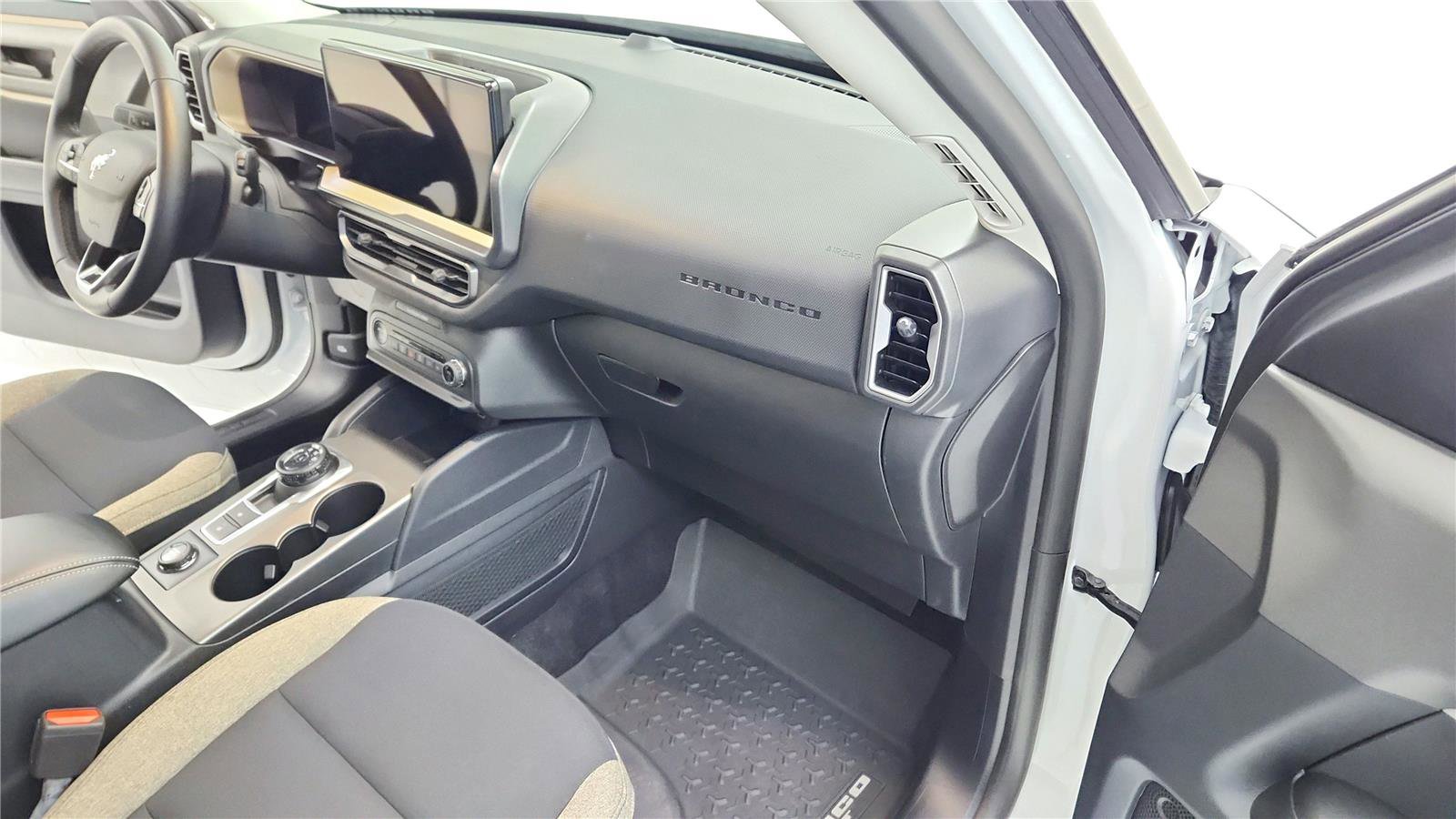 Used 2025 Ford Bronco Sport Big Bend w/ Convenience Package image 19