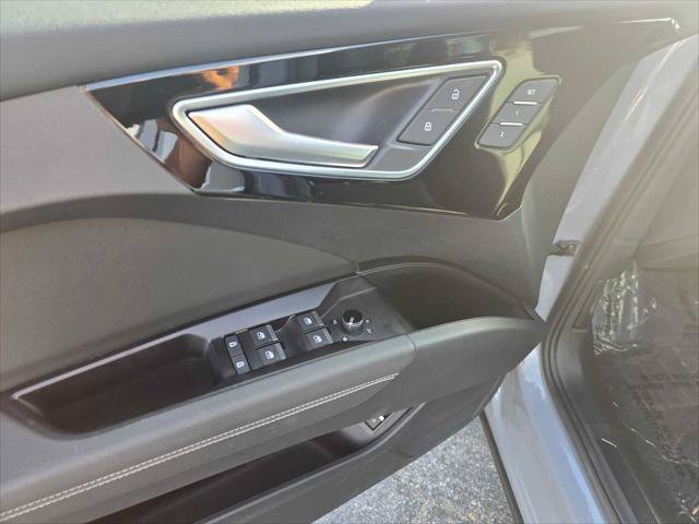 Used 2023 Audi Q4 e-tron Premium Plus w/ Premium Plus AWD/4WD image 23