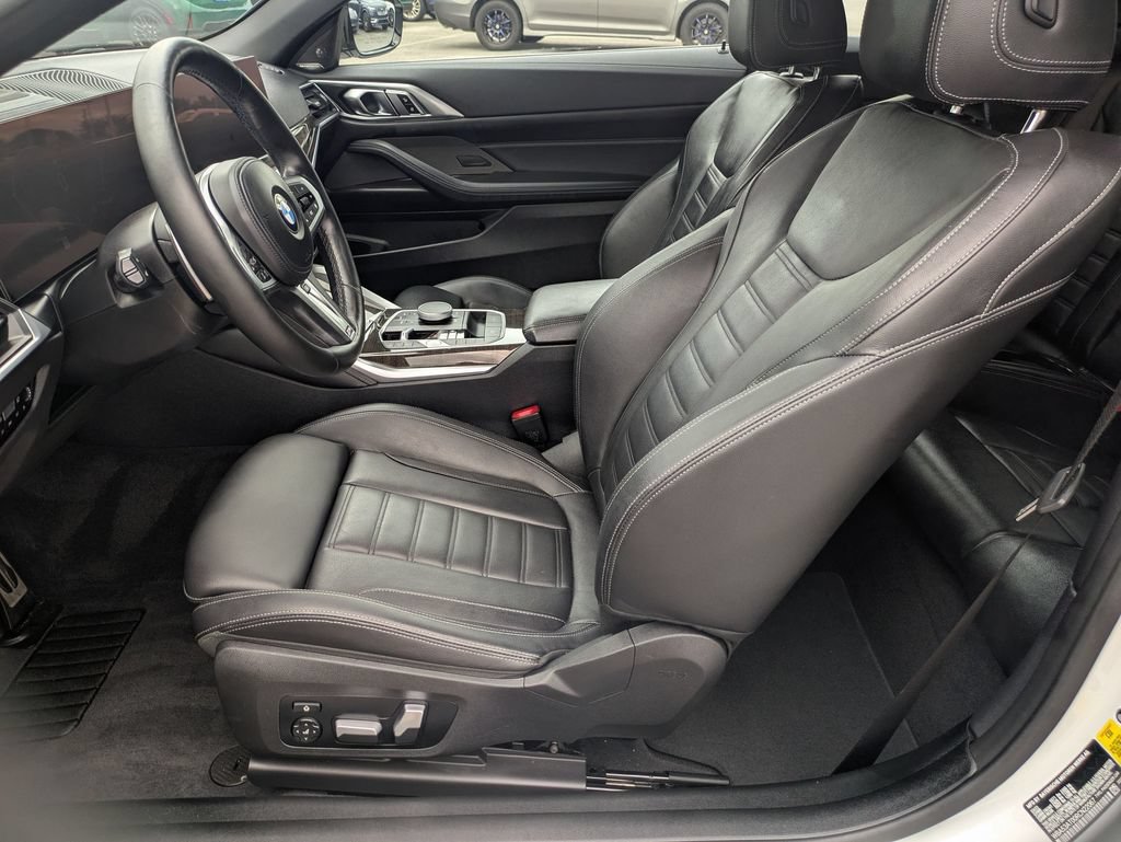 Used 2024 BMW M440i Convertible RWD image 12