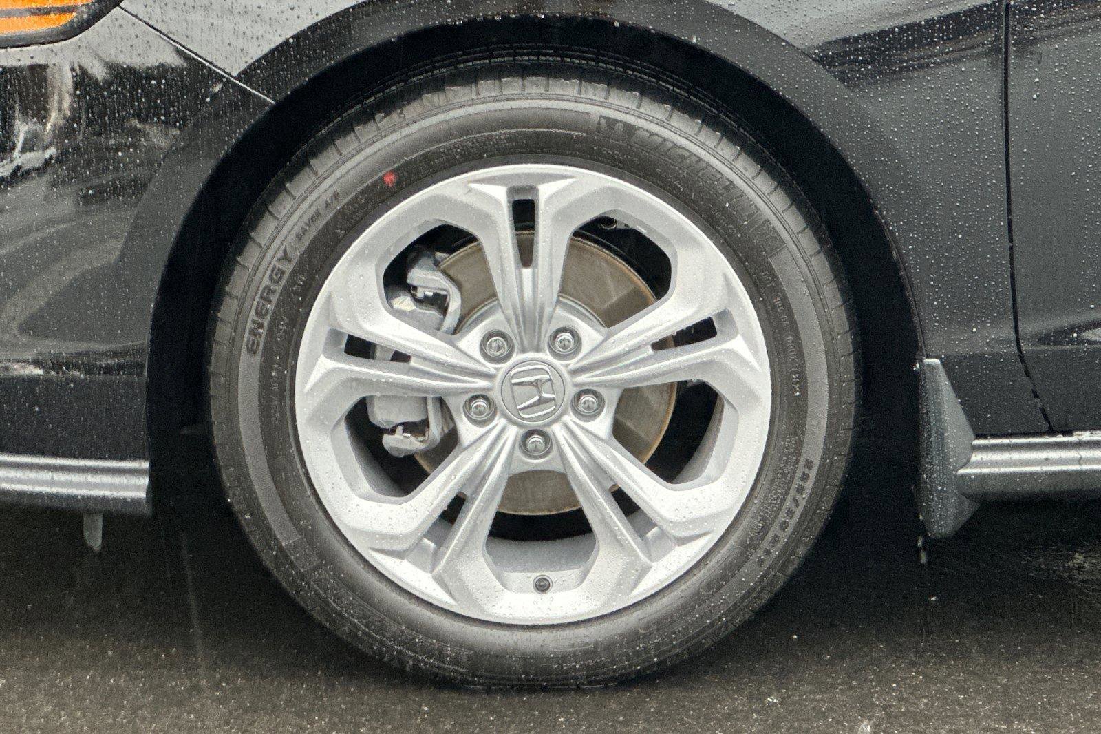 Certified 2025 Honda Accord LX image 25