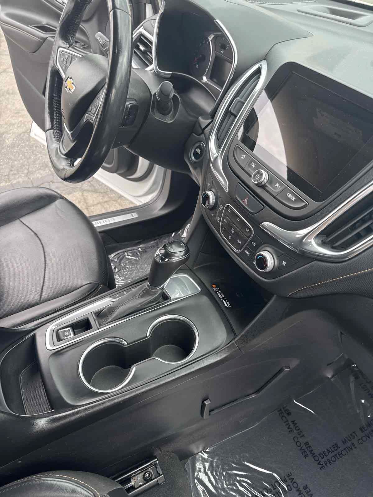 Used 2018 Chevrolet Equinox Premier FWD image 15