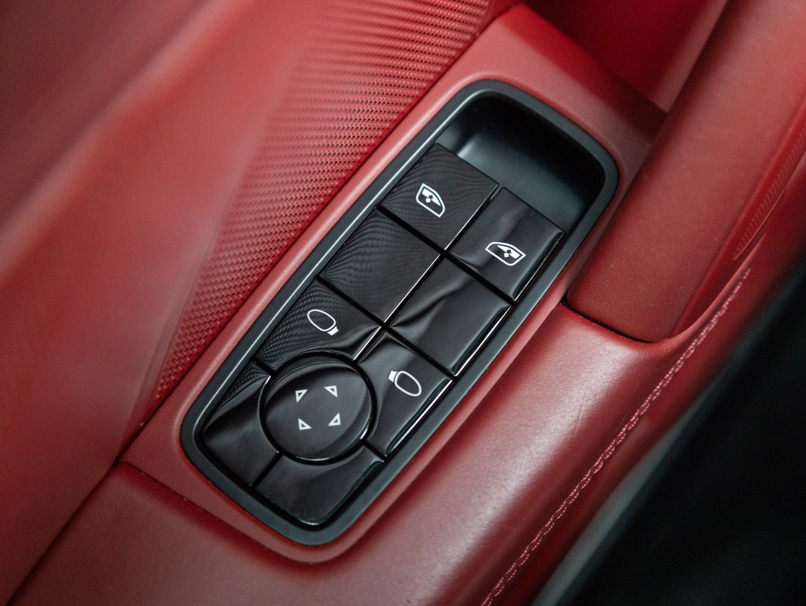 Certified 2021 Porsche 911 Turbo AWD/4WD image 19