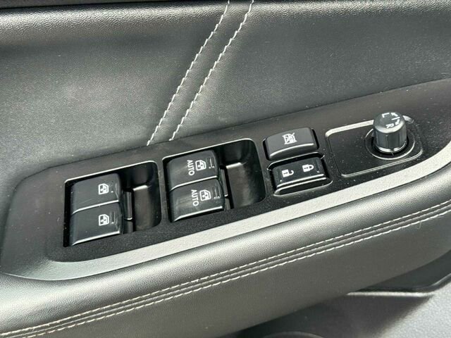 Used 2019 Subaru Outback 2.5i Limited image 13