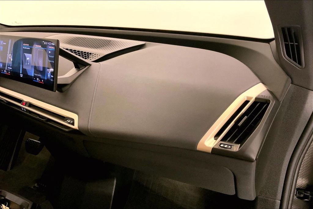 Certified 2023 BMW iX xDrive50 w/ Premium Package image 23