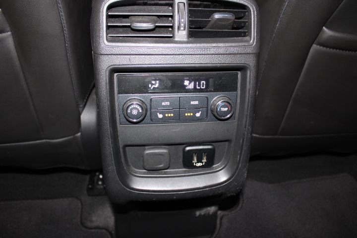 Used 2018 Buick Envision Essence image 22