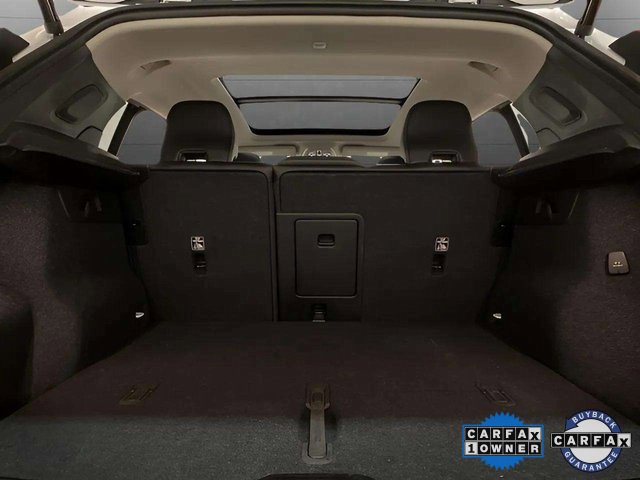 Used 2025 Volvo XC40 B5 Plus image 88