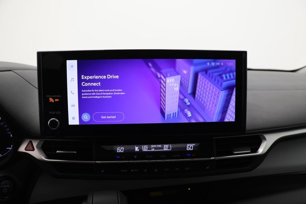Used 2025 Toyota Sienna XLE FWD image 21