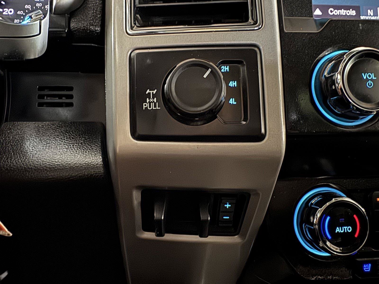Used 2019 Ford F250 Lariat AWD/4WD image 17