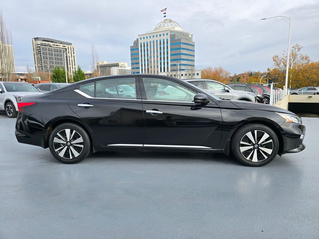 Used 2019 Nissan Altima 2.5 SV image 6