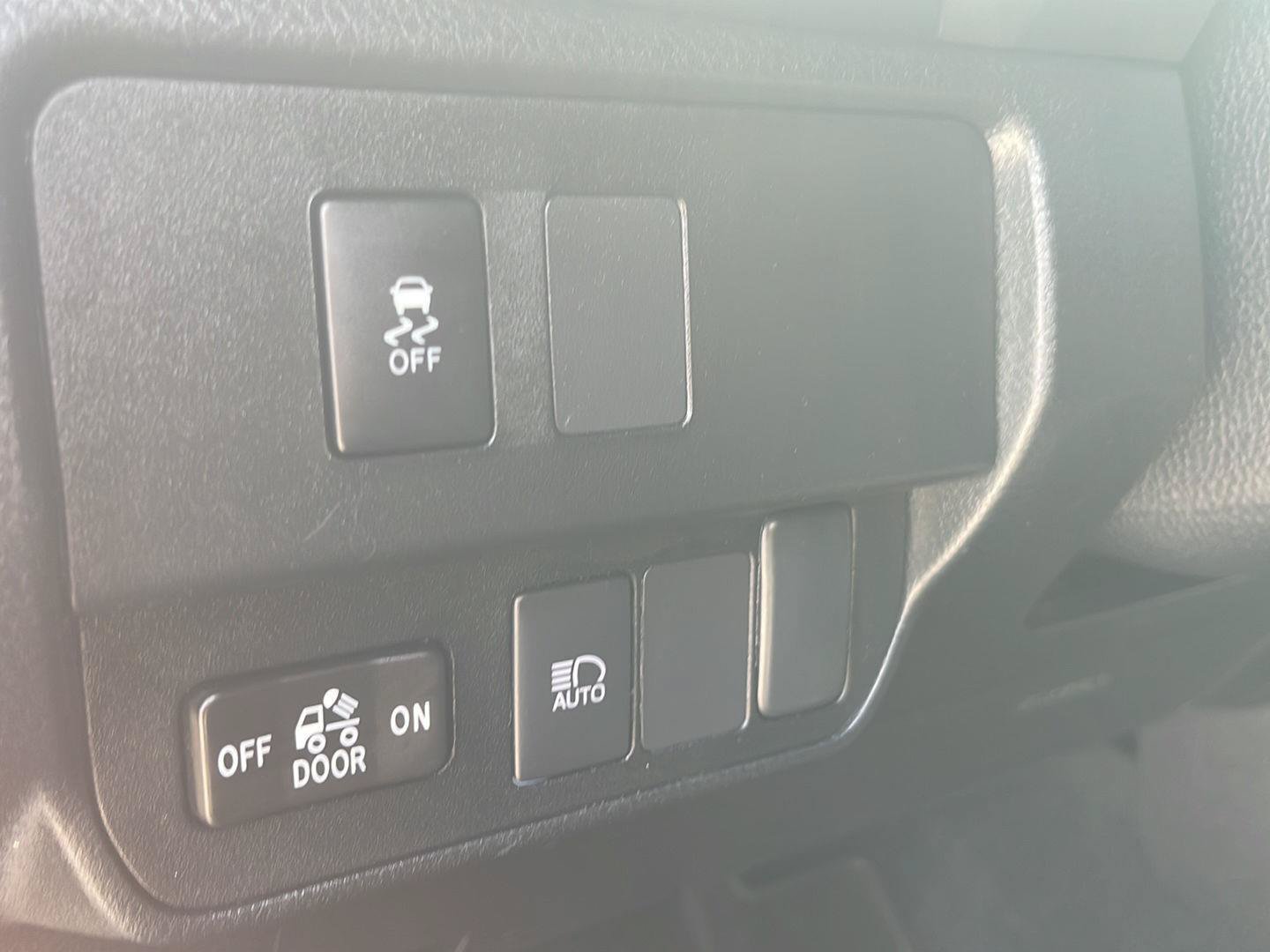 Used 2023 Toyota Tacoma SR5 AWD/4WD image 26