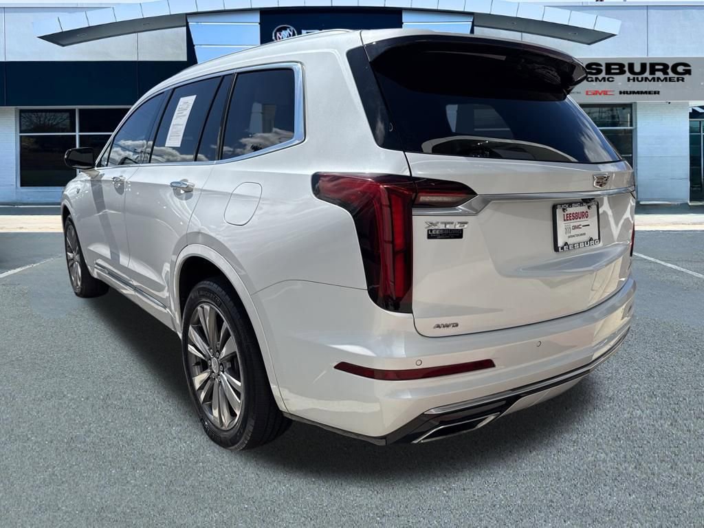 Used 2021 Cadillac XT6 Premium Luxury w/ LPO, Floor Liner Package image 5