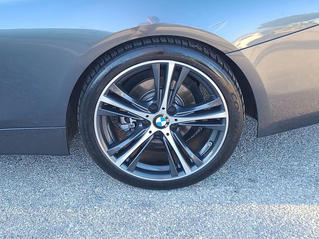 Used 2019 BMW 430i Convertible w/ Convenience Package image 17