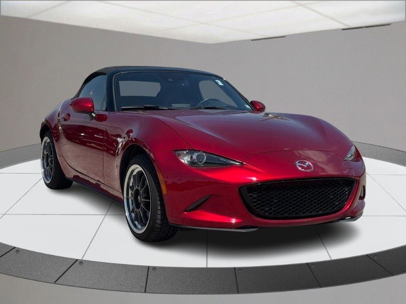 Used 2023 MAZDA MX-5 Miata Grand Touring RWD image 2