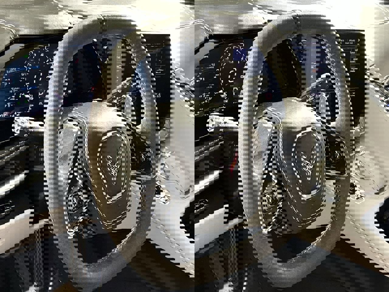 Used 2020 Chevrolet Corvette Stingray Premium Cpe w/ 3LT Preferred Equipment Group image 13