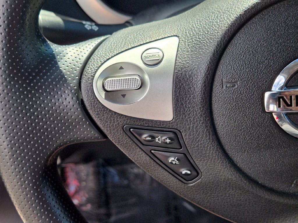Used 2016 Nissan Juke S FWD image 32