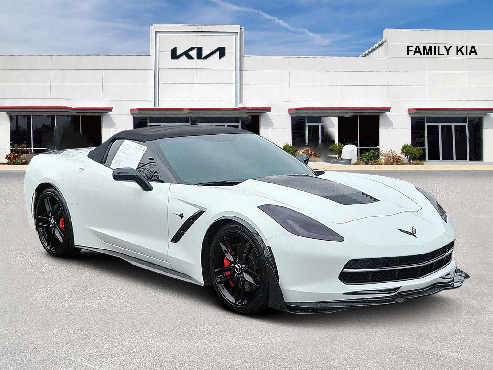 Used 2014 Chevrolet Corvette Stingray Convertible w/ 2LT Preferred Equipment Group RWD image 1