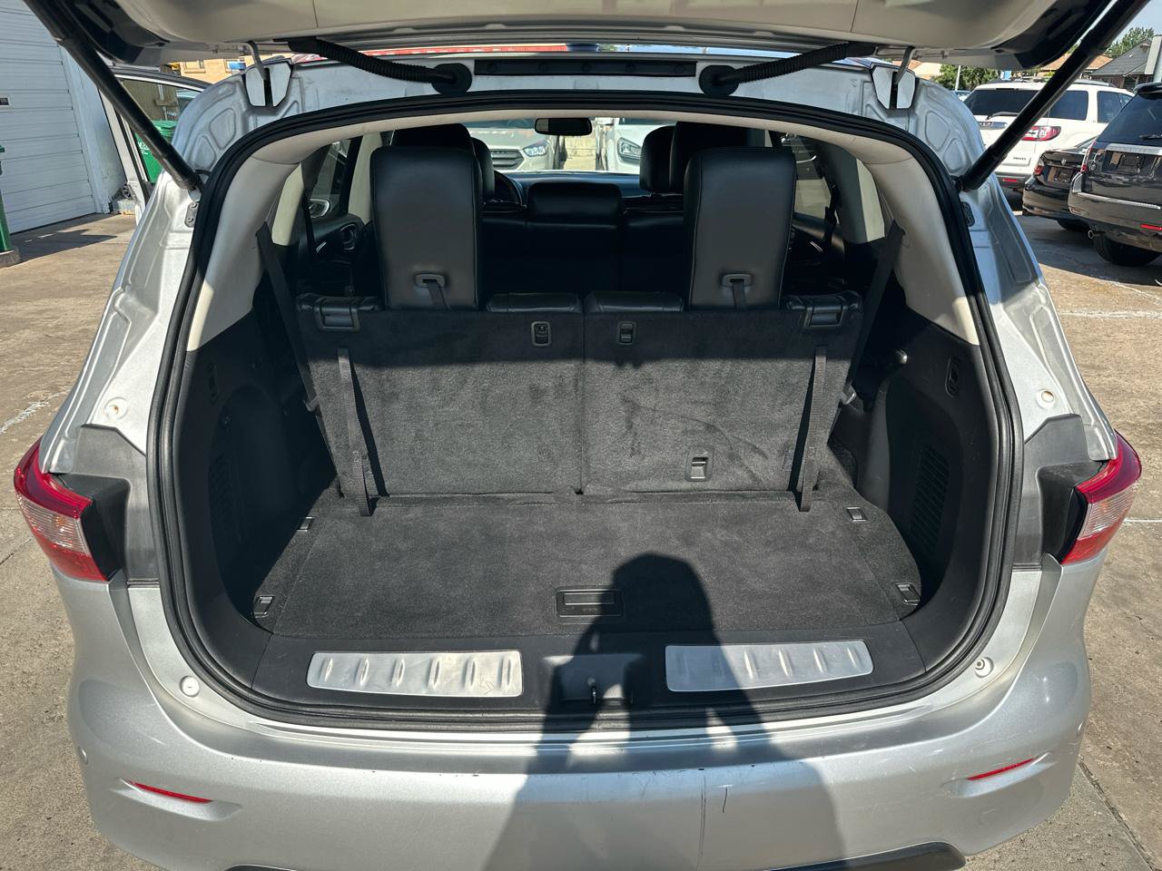 Used 2014 INFINITI QX60 AWD Hybrid w/ HEV Premium Package image 15
