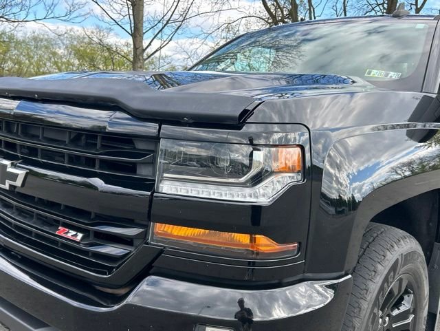 Used 2018 Chevrolet Silverado 1500 LT w/ Midnight Edition AWD/4WD image 33
