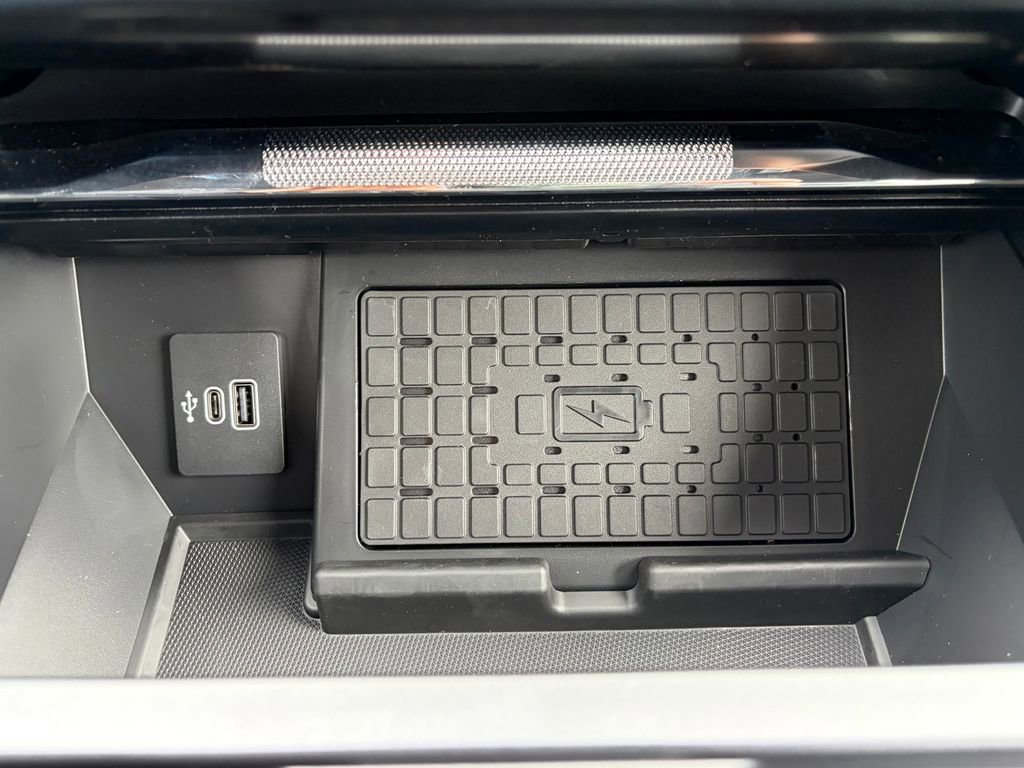 New 2026 Ford F150 Lariat w/ Equipment Group 502A High image 21