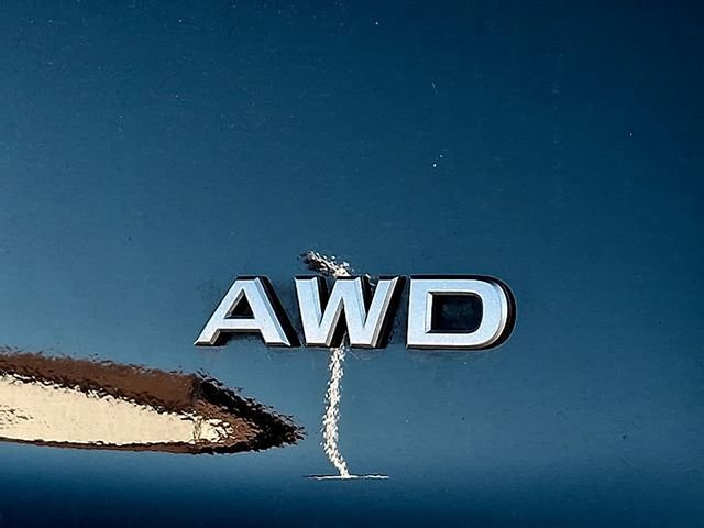 Used 2024 Nissan Rogue S image 31