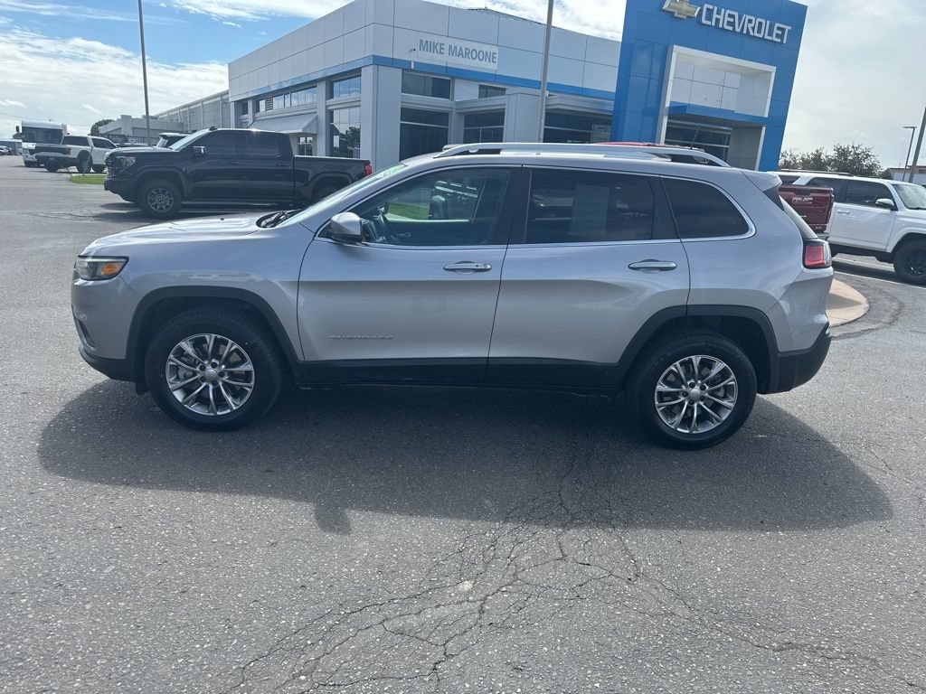 Used 2019 Jeep Cherokee Latitude Plus w/ Comfort/Convenience Group AWD/4WD image 38