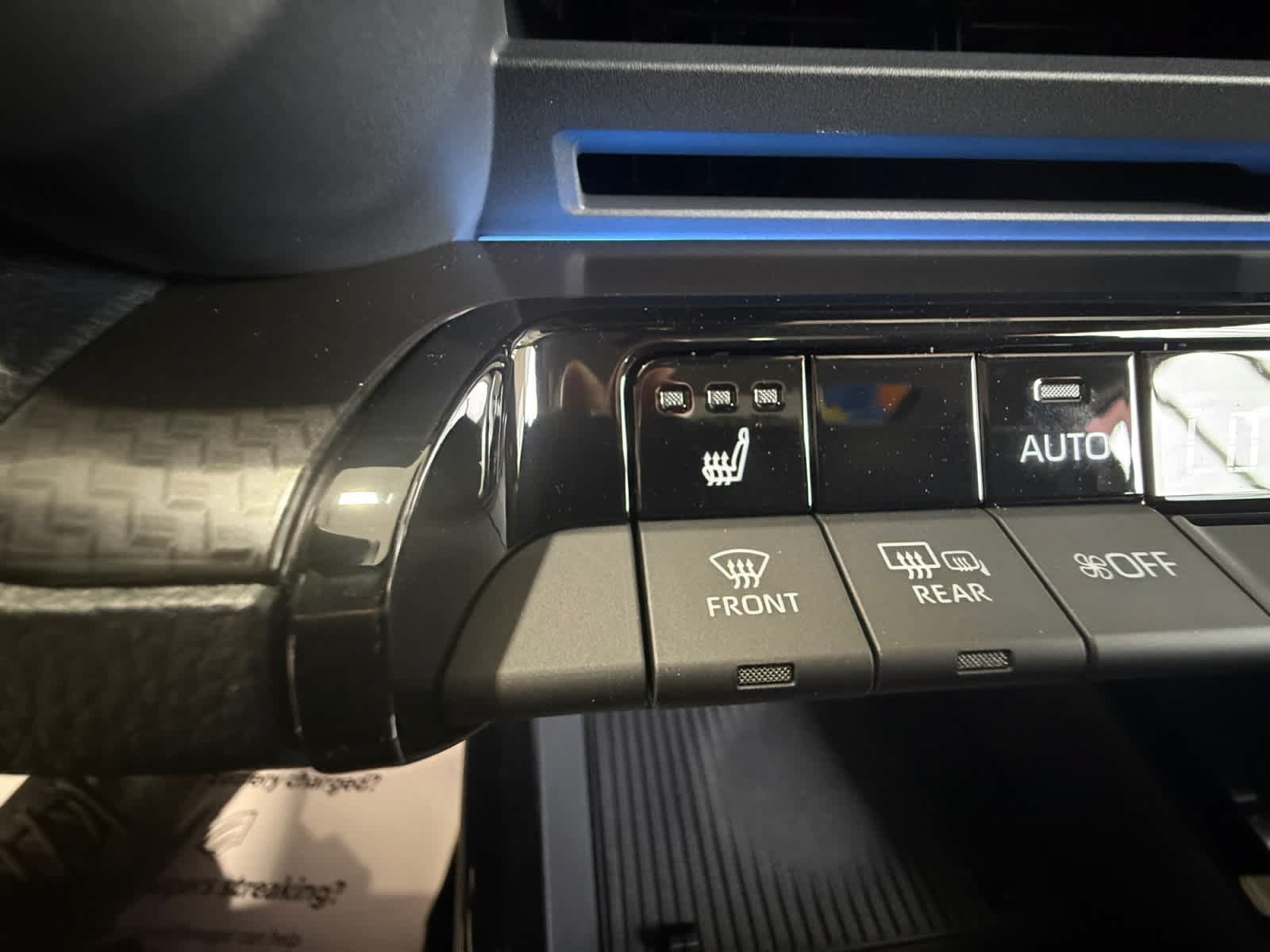 New 2026 Toyota Prius Plug-In Hybrid FWD image 19
