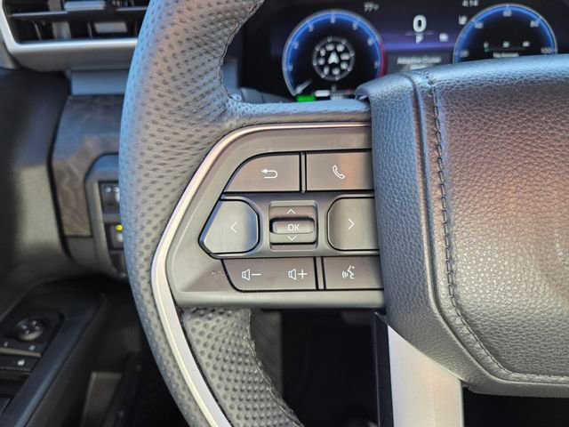 Used 2025 Toyota Tacoma Limited image 33