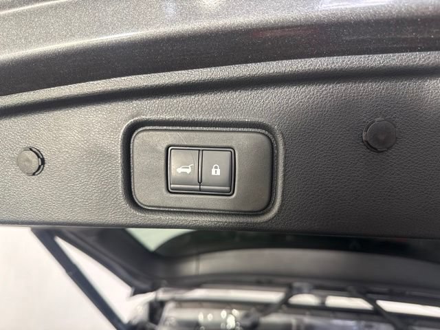 Certified 2025 Nissan Pathfinder SV w/ Cargo Package AWD/4WD image 31