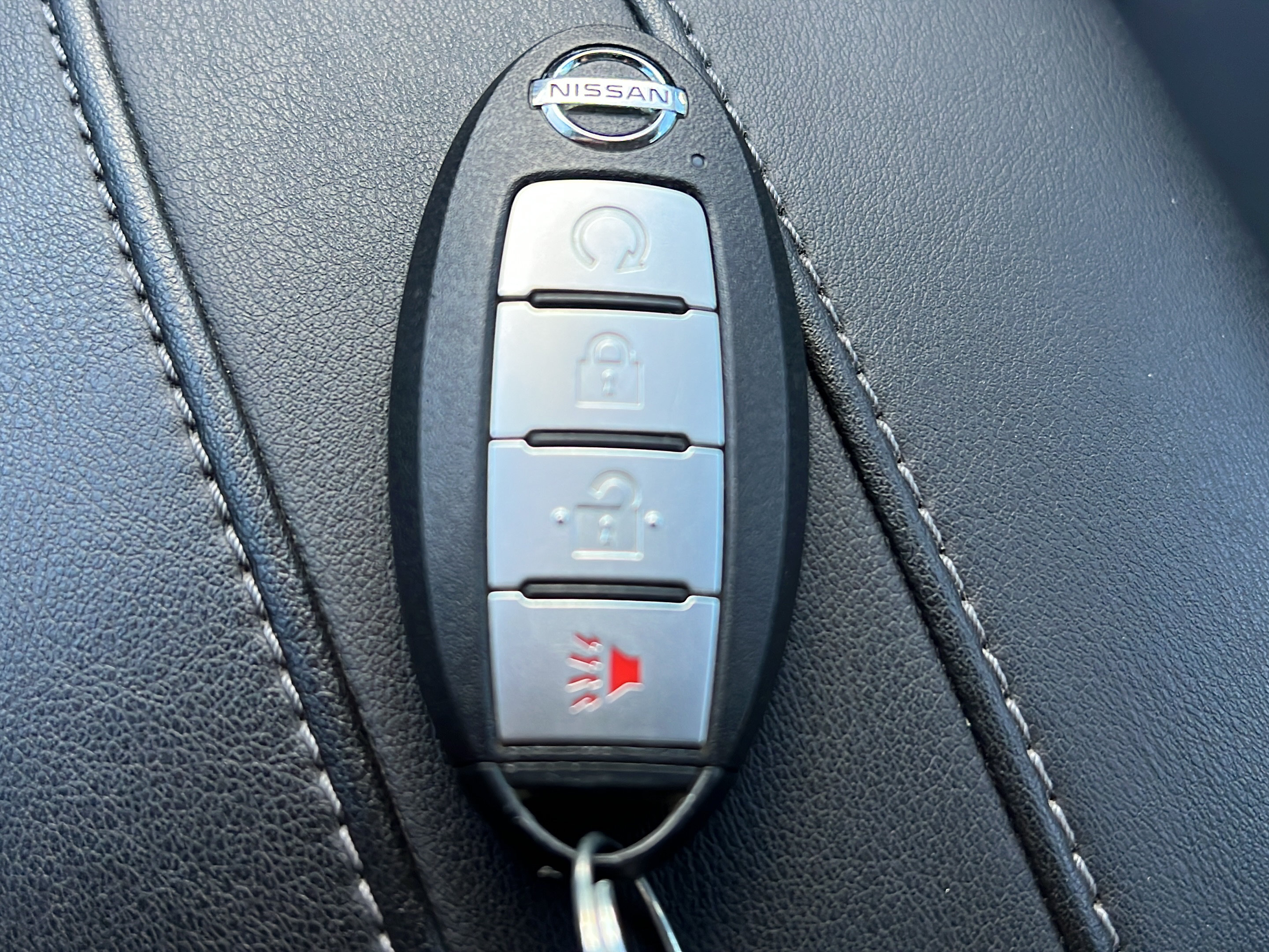 Used 2021 Nissan Rogue Sport SL w/ Premium Package FWD image 26