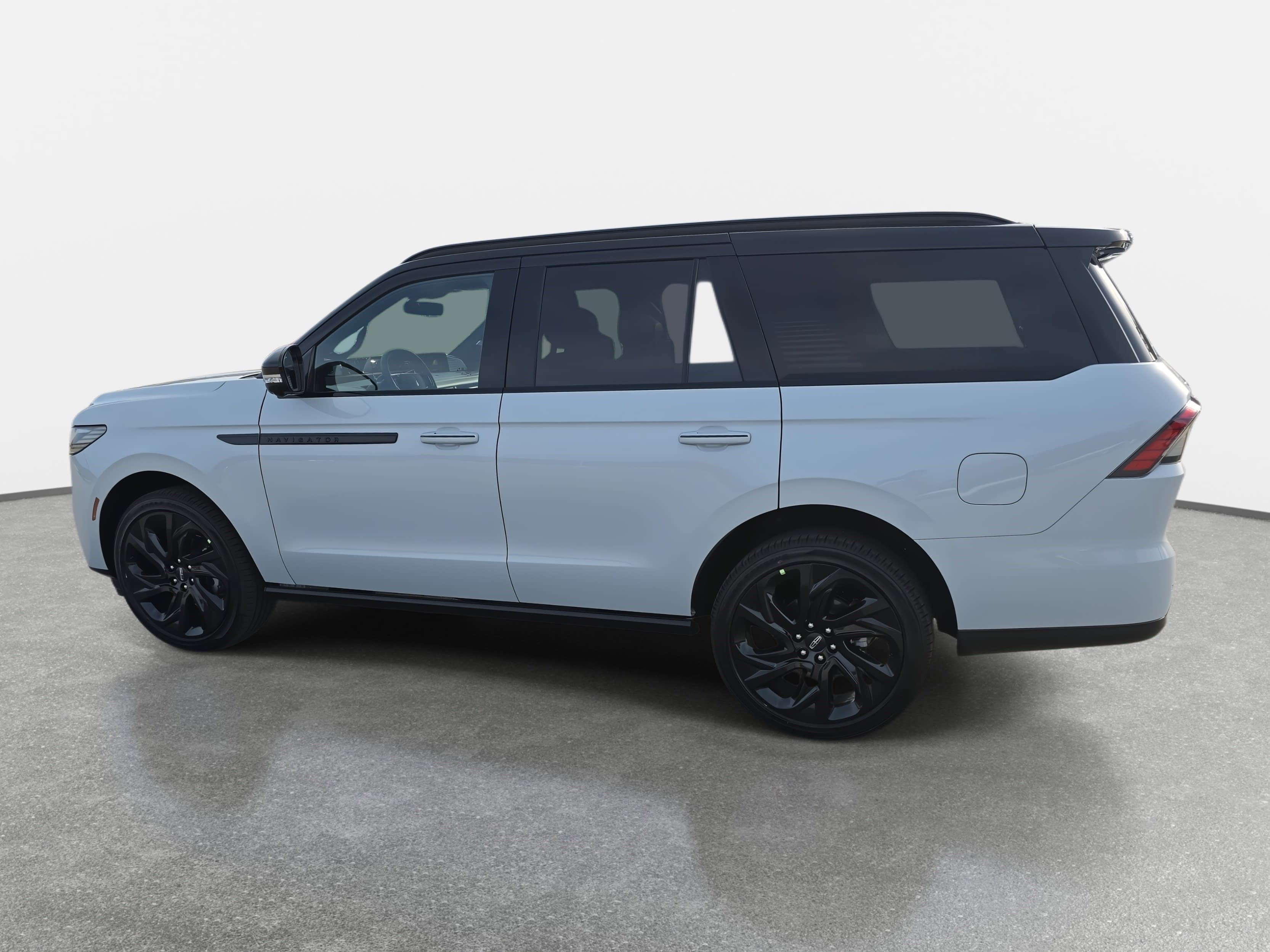 New 2025 Lincoln Navigator Black Label image 8