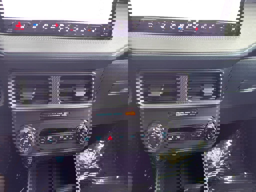 New 2026 Ford Maverick Lariat image 28