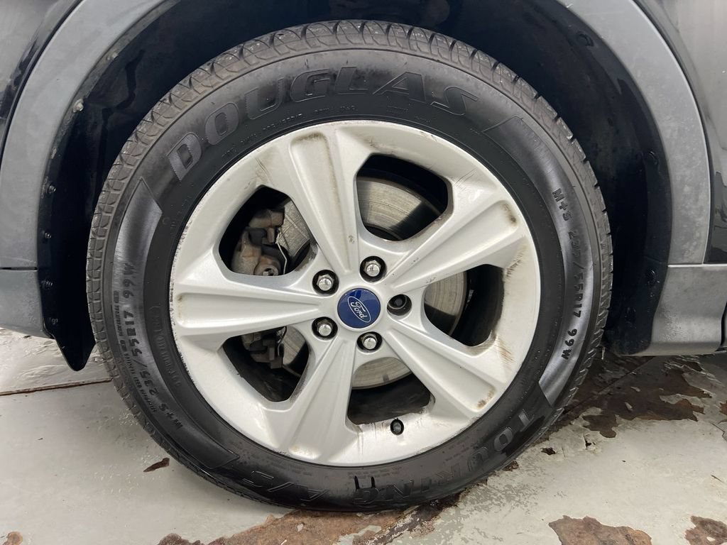 Used 2016 Ford Escape SE w/ SE Leather Comfort Package AWD/4WD image 28