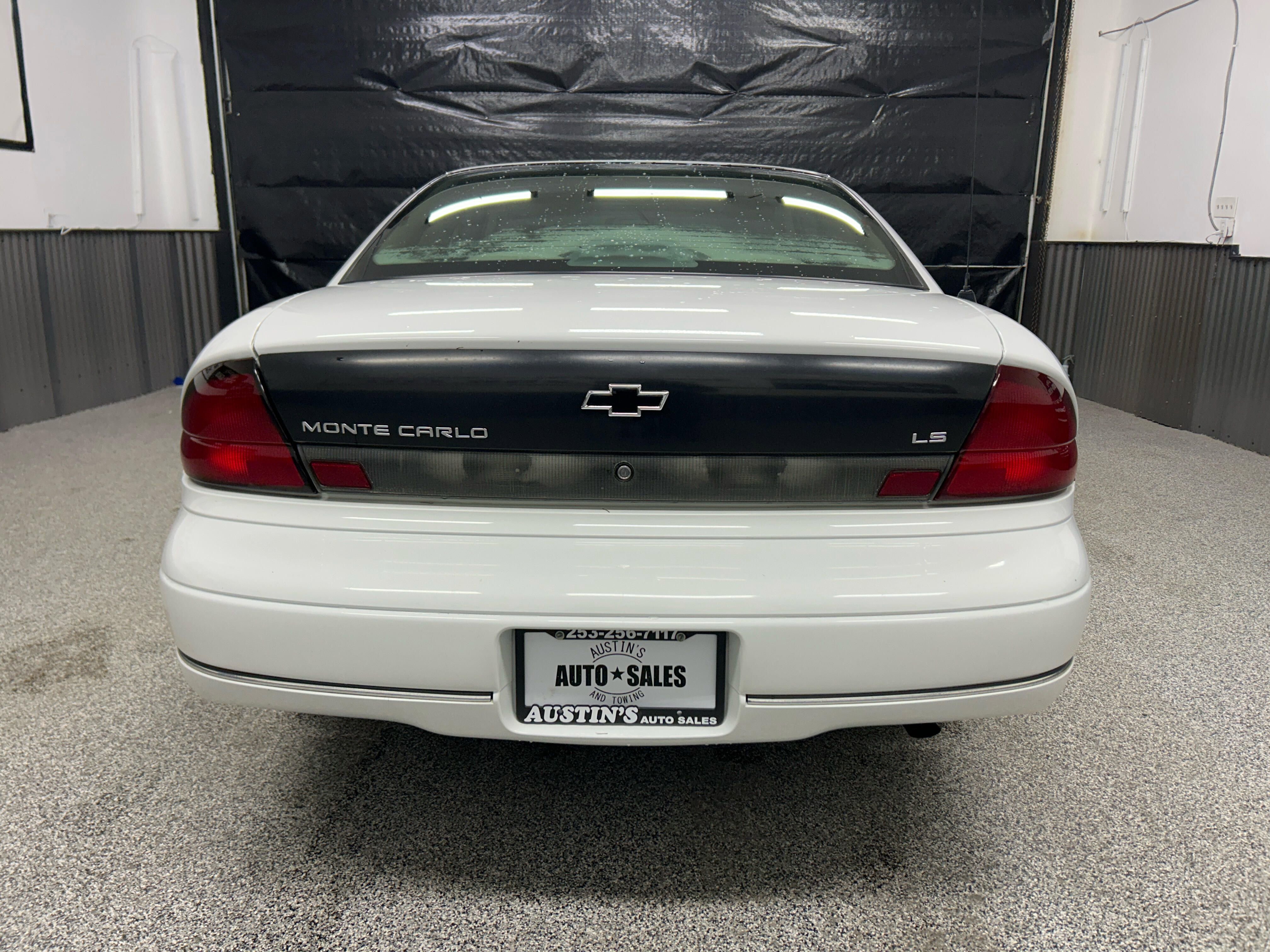 Used 1997 Chevrolet Monte Carlo LS image 5