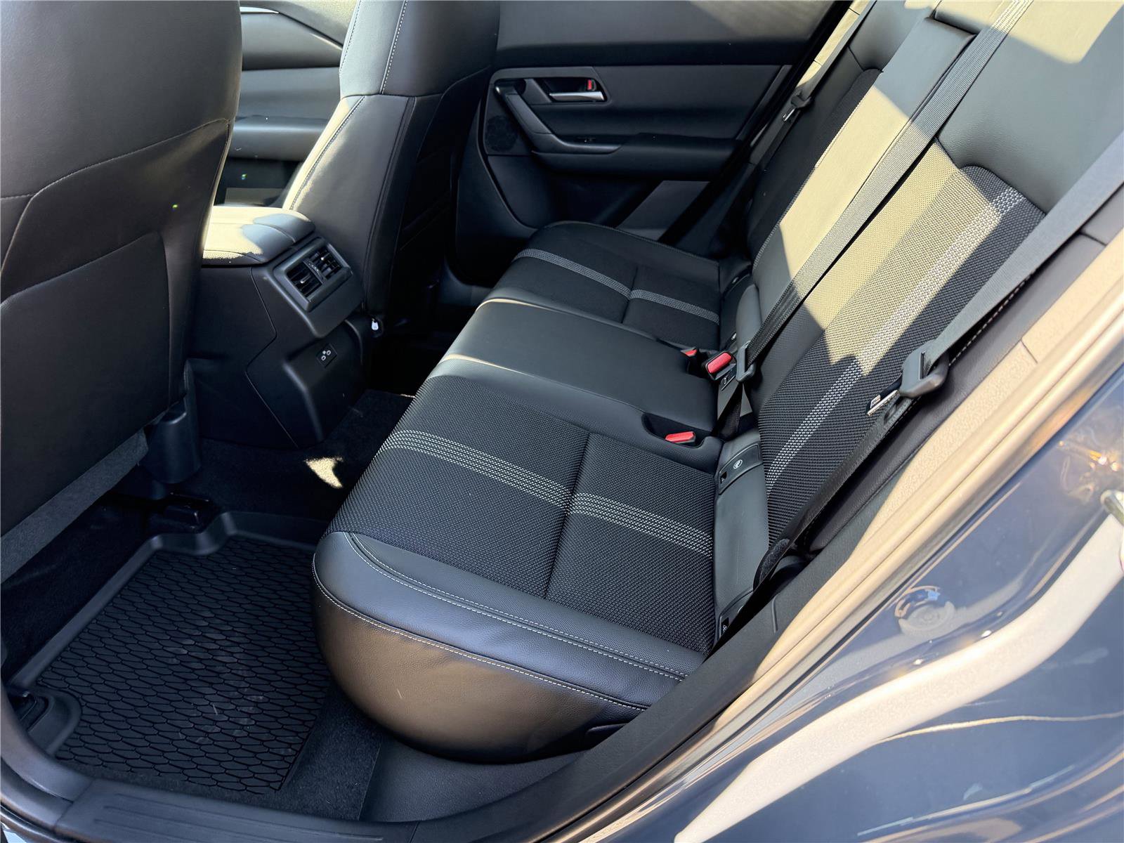 New 2026 MAZDA CX-50 Meridian Edition w/ Weather Package image 13