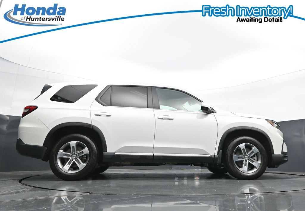 Used 2025 Honda Pilot EX-L image 34