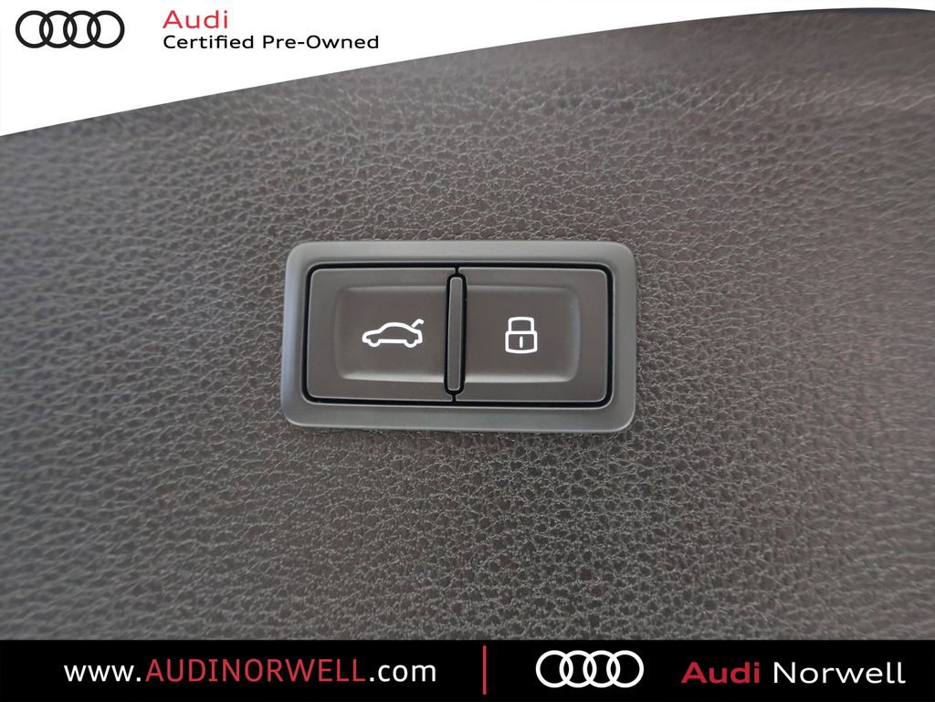 Certified 2023 Audi Q5 2.0T Premium w/ Convenience Package image 16