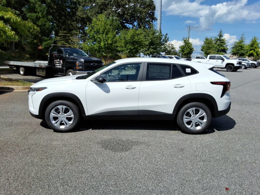 New 2026 Chevrolet Trax LS FWD image 8