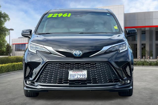Used 2021 Toyota Sienna XSE FWD image 10