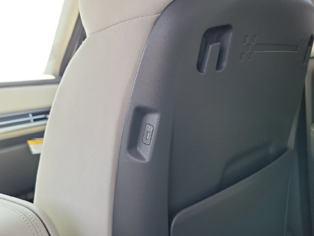 New 2026 Hyundai Santa Fe SE FWD image 23