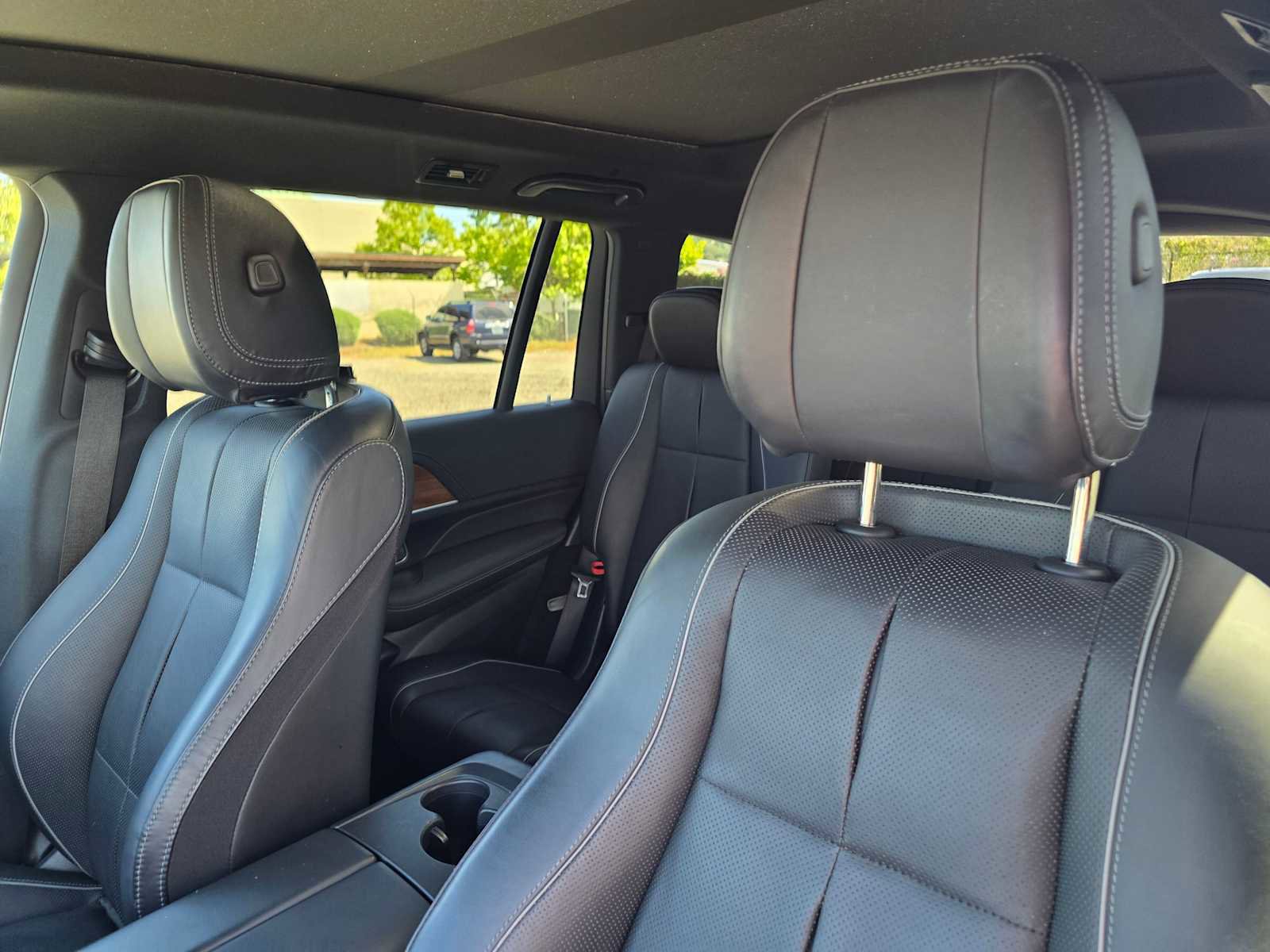 Used 2021 Mercedes-Benz GLS 580 4MATIC image 23