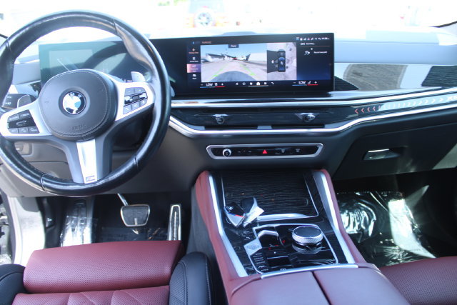 Used 2024 BMW X6 xDrive40i w/ M Sport Professional Package AWD/4WD image 14