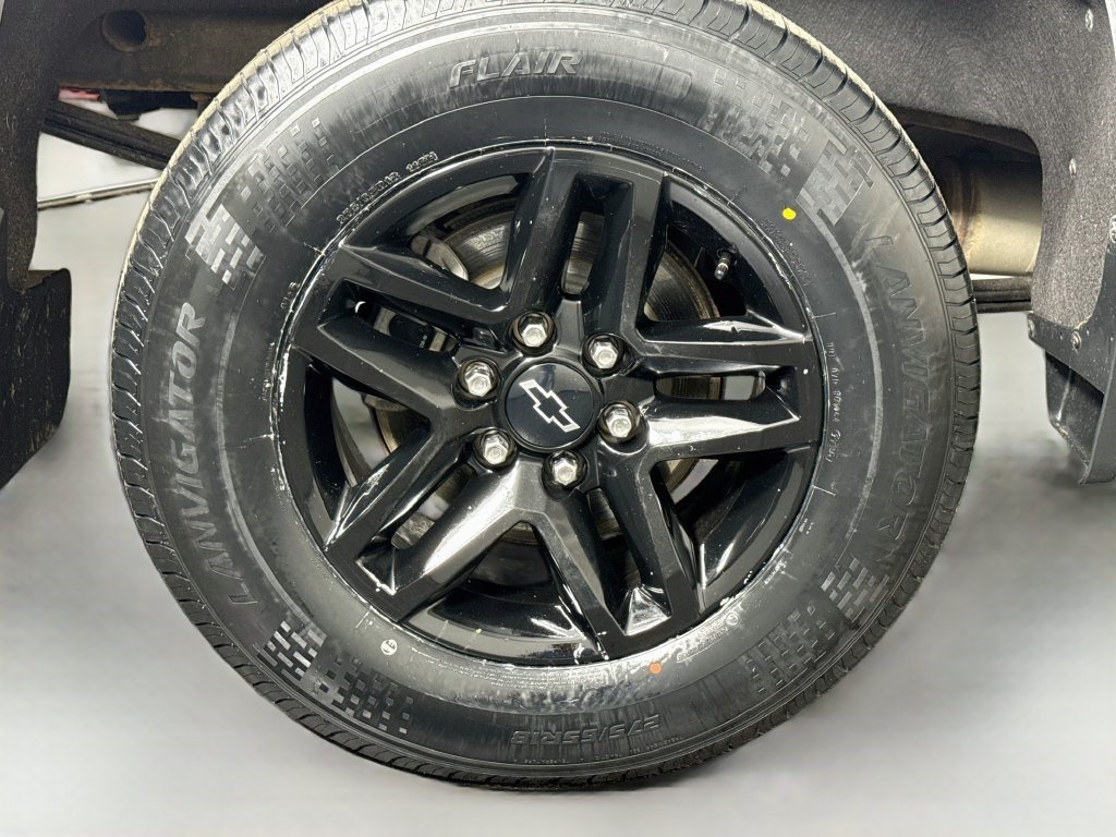 Used 2024 Chevrolet Silverado 1500 Custom w/ LPO, Dark Essentials Package AWD/4WD image 30