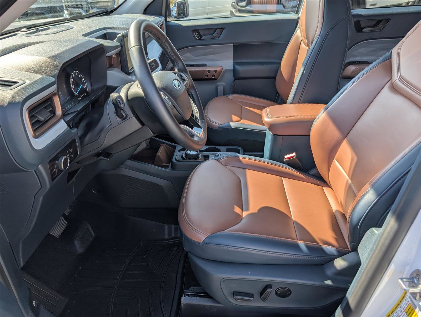 Used 2024 Ford Maverick Lariat image 15