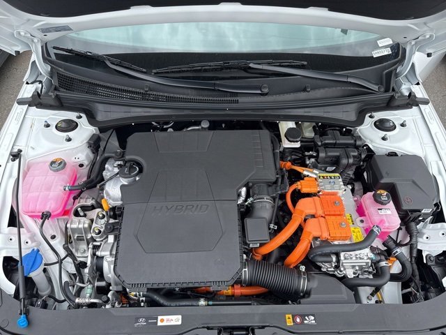New 2025 Hyundai Elantra SEL image 44