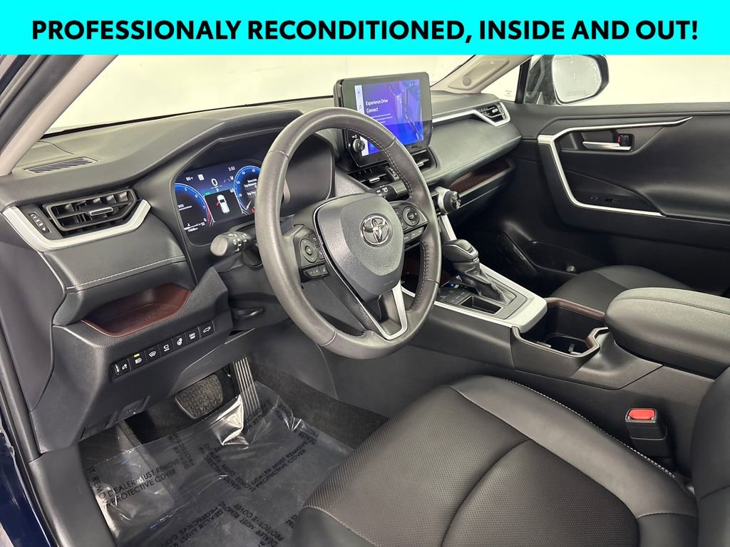 Certified 2025 Toyota RAV4 Limited w/ Advanced Technology Package image 7