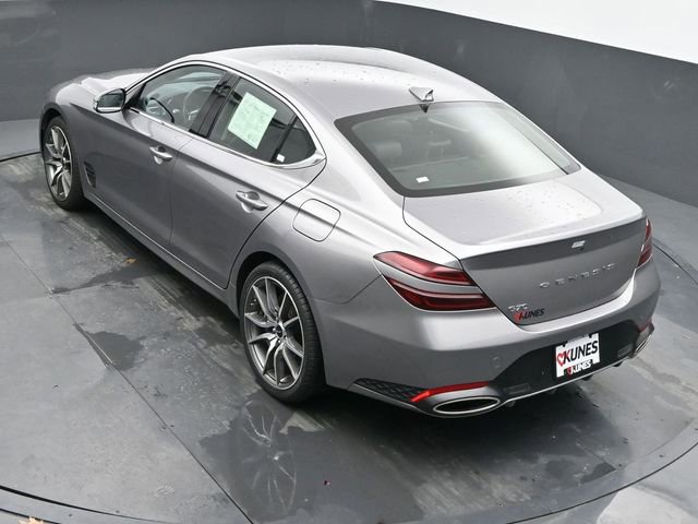 Used 2025 Genesis G70 2.5T image 40