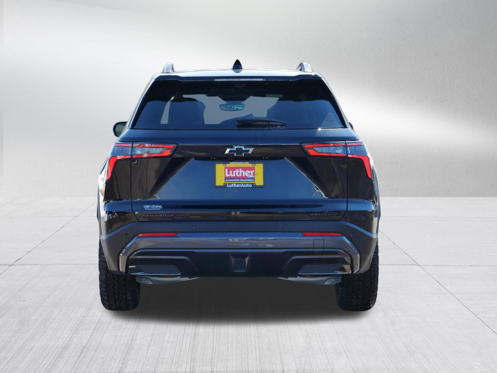 New 2026 Chevrolet Equinox ACTIV w/ Convenience Package III AWD/4WD image 4