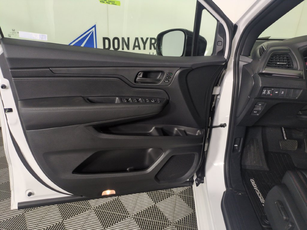 New 2027 Honda Odyssey Sport-L image 11