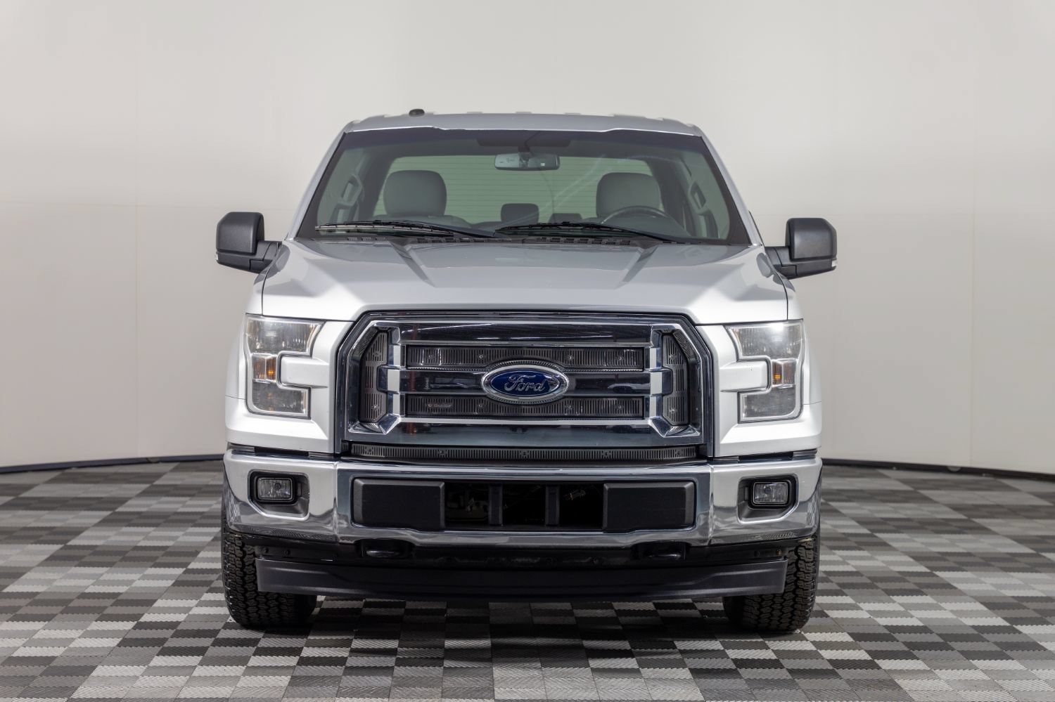Used 2017 Ford F150 XLT w/ Equipment Group 301A Mid AWD/4WD image 11