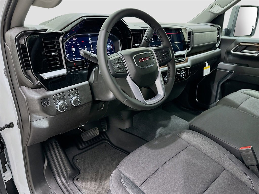 New 2026 GMC Sierra 2500 SLE w/ SLE Convenience Package image 9